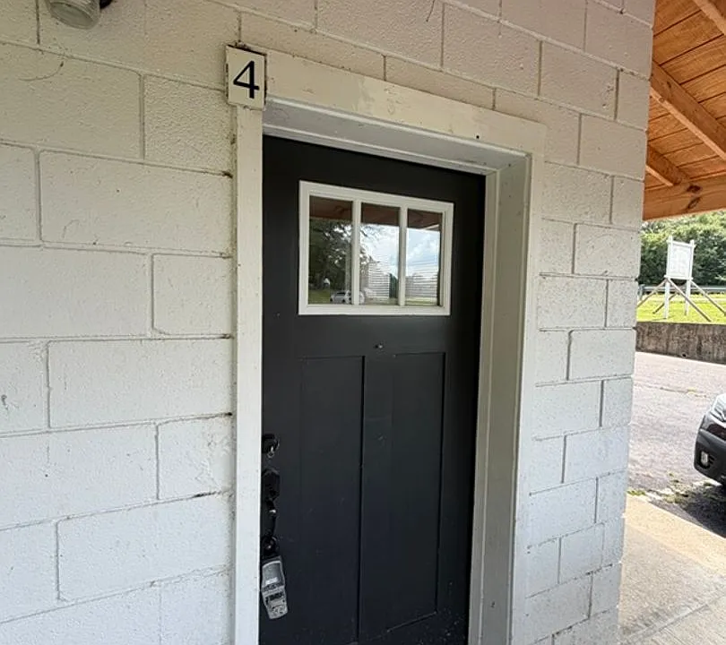 3241 Enka Hwy
