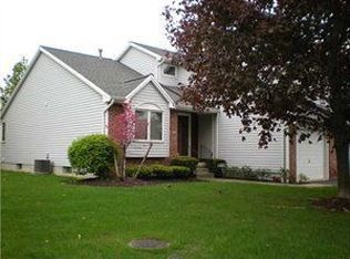 117 Westwood Rd, Lancaster, NY 14086