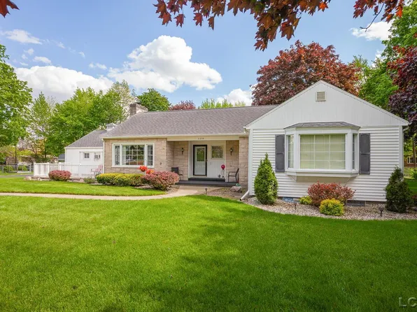 2259 Tayer Rd, Adrian, MI 49221
