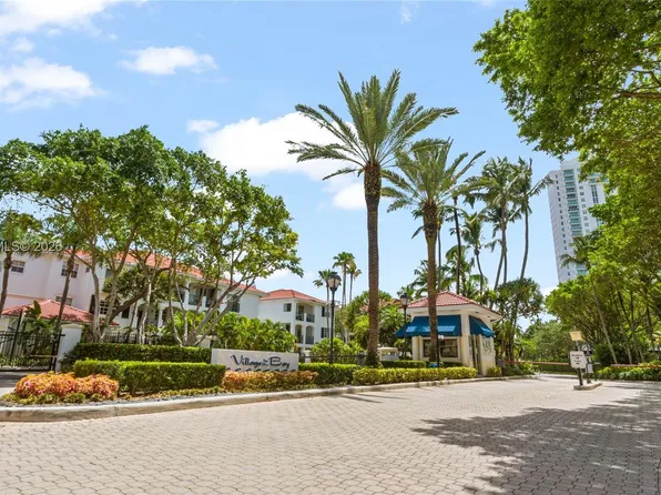 3245 NE 184th St, Aventura, FL