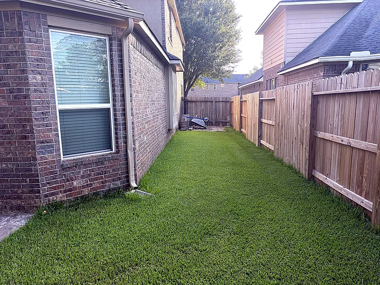 17910 Norwood Oaks Dr — Photo 43