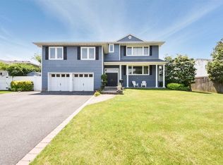 3 Tioga Dr, Jericho, NY 11753