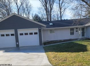 511 Hillcrest Cir, Bridgeport, WV 26330