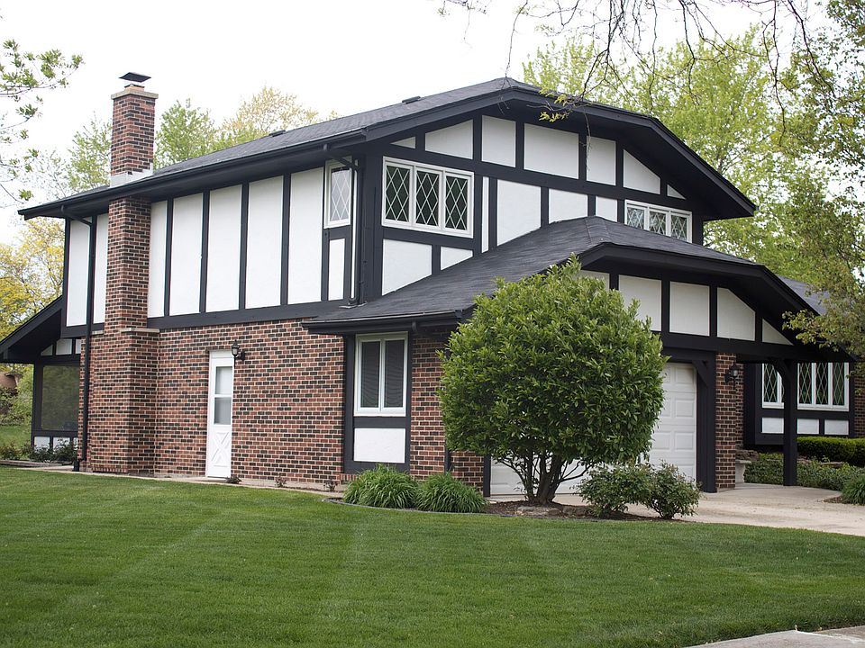 1st image of 713 Brookside Ln