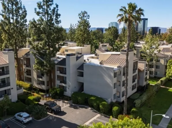 21450 Burbank Blvd APT 314, Woodland Hills, CA 91367