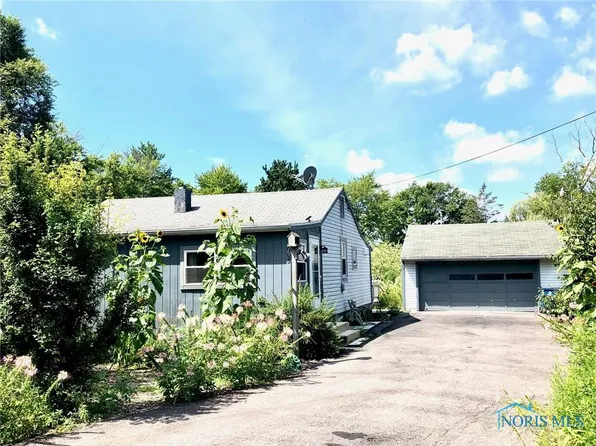 605 N Howard Rd, Curtice, OH 43412