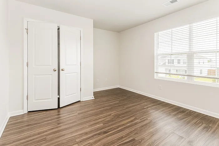 256 Clydesdale Cir — Photo 13