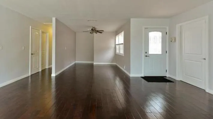 3 bed, 1549 sqft, $4,250 — Photo 4