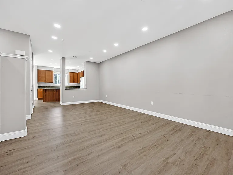 259 Birch Creek Dr — Photo 17