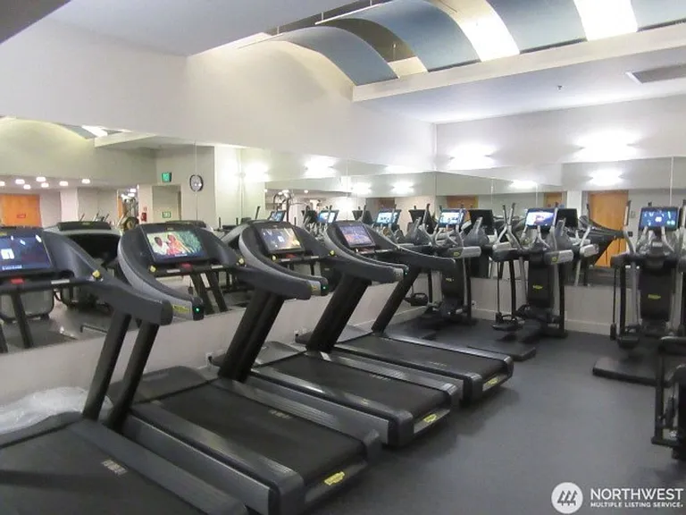 10650 NE 9th Pl #1420 — Photo 19