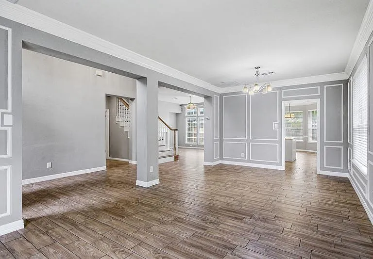 10008 Lachlan Dr — Photo 19