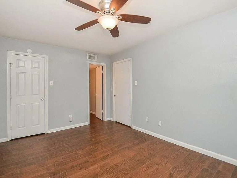 4635 Wild Indigo St #498 — Photo 19