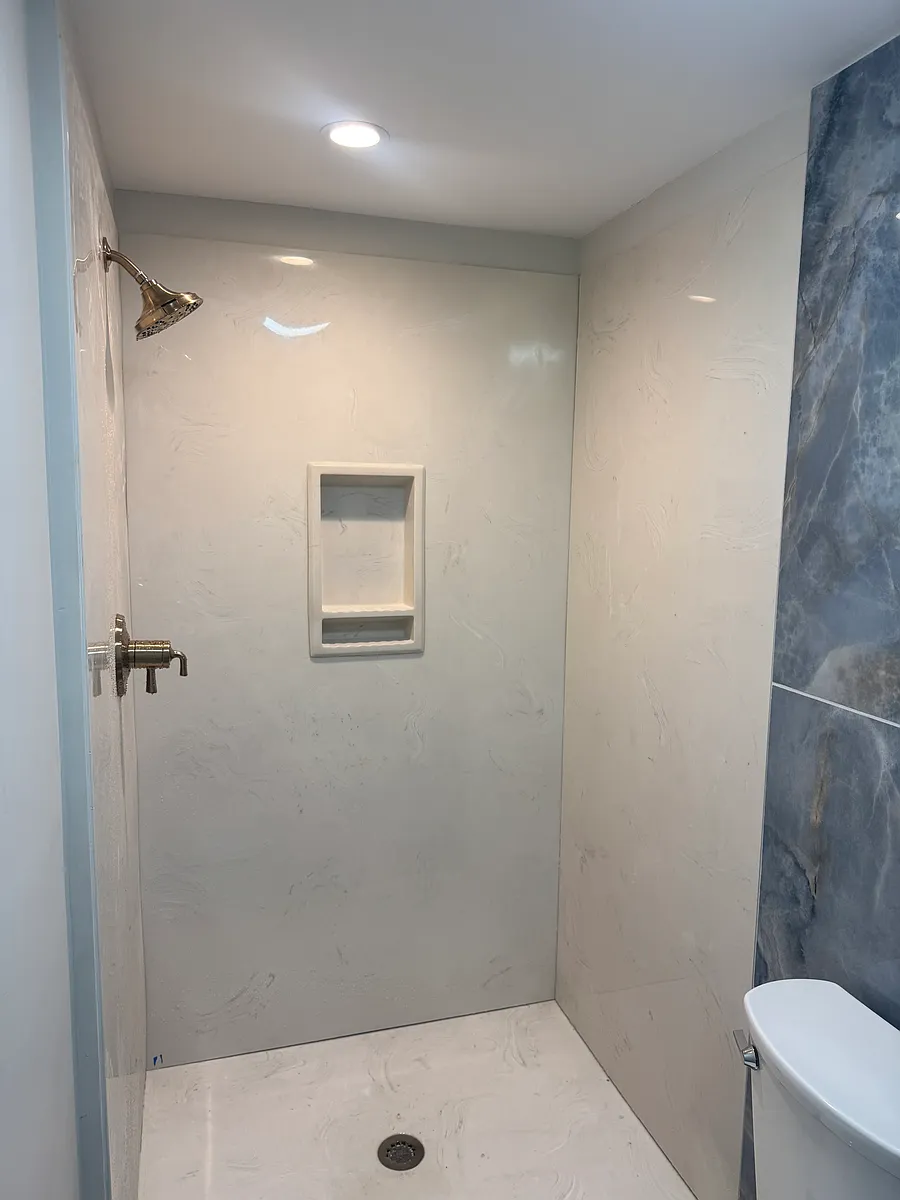 Building Photo - 117 Pickwick Dr