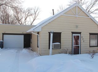 825 W 5th St, Winner, SD 57580