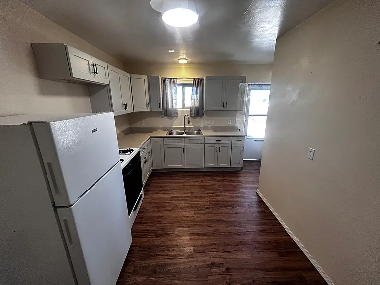 1839 Palomas Dr NE — Photo 10