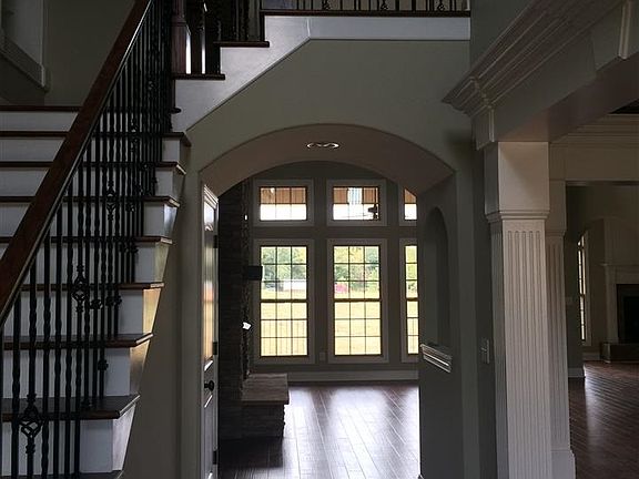 4th image of 2003 Meadow Creek Cir SE