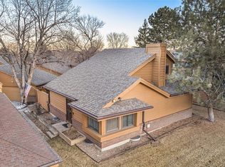 141 S Eagle Cir, Aurora, CO 80012