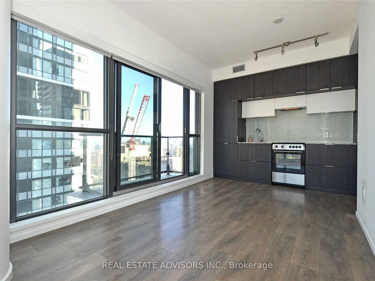 2 bed, $2,495 — Photo 3