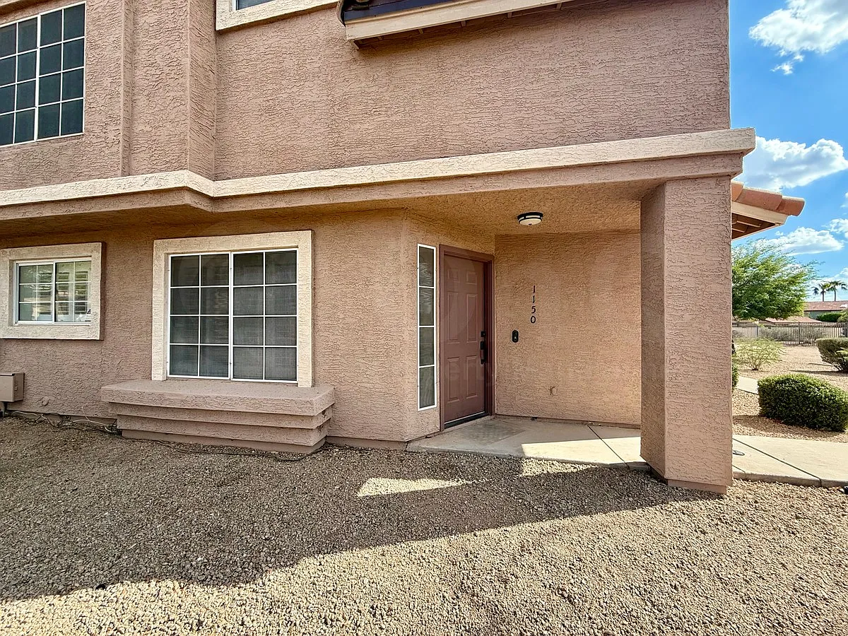 2875 W Highland St — Photo 3