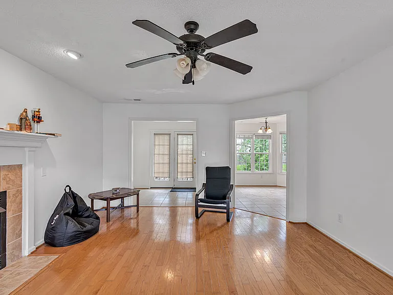 305 Foster Creek Rd — Photo 8