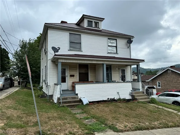 125 Park St, Yorkville, OH 43971