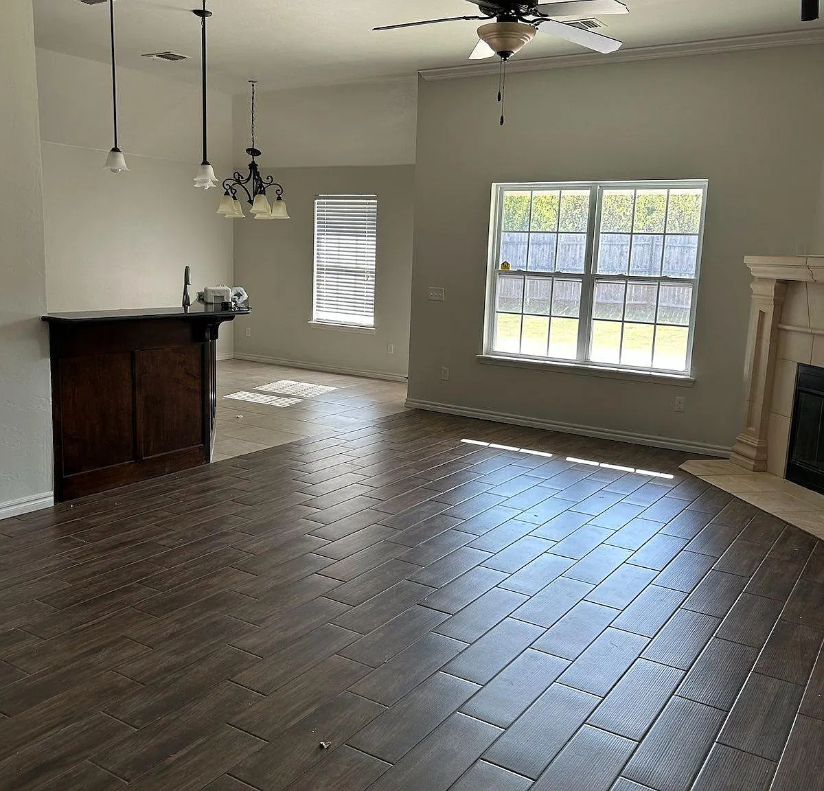 3 bed, 1619 sqft, $1,700 — Photo 3