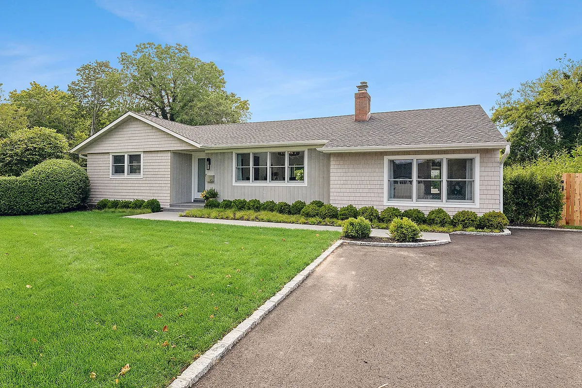 Building Photo - 45 Breese Ln