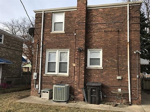 4th image of 3815 S 56th Ct