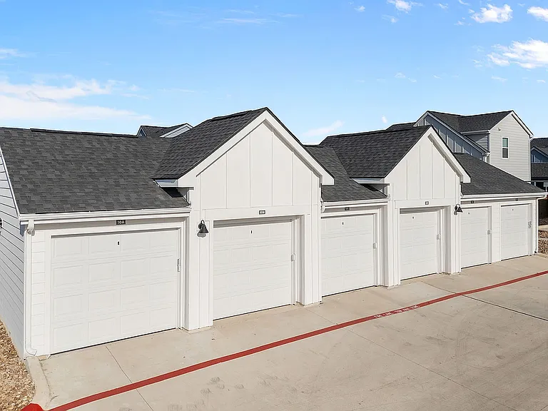 YardHomes Trailside_Garage