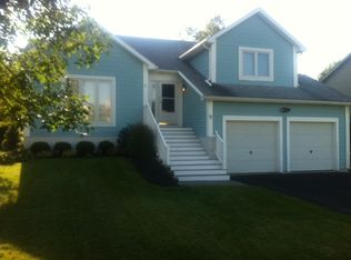 17 Scudder Mls, Victor, NY 14564