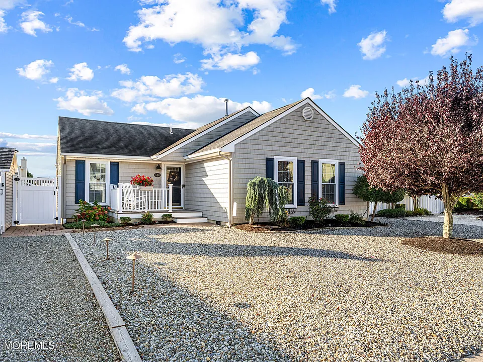 144 Peter Rd