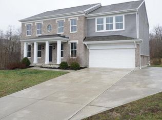 1325 Autumnview Dr, Batavia, OH 45103