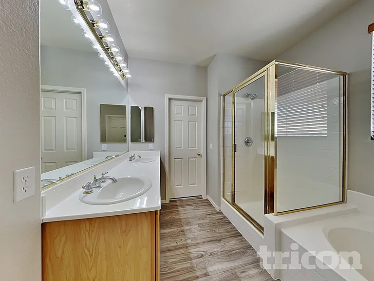 4352 Hera Temple Ave — Photo 12