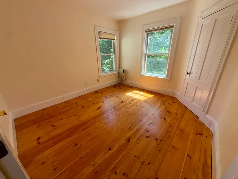 60 Pearl St #2 — Photo 2