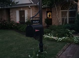 100 Quail Ridge Dr, Jackson, TN 38305