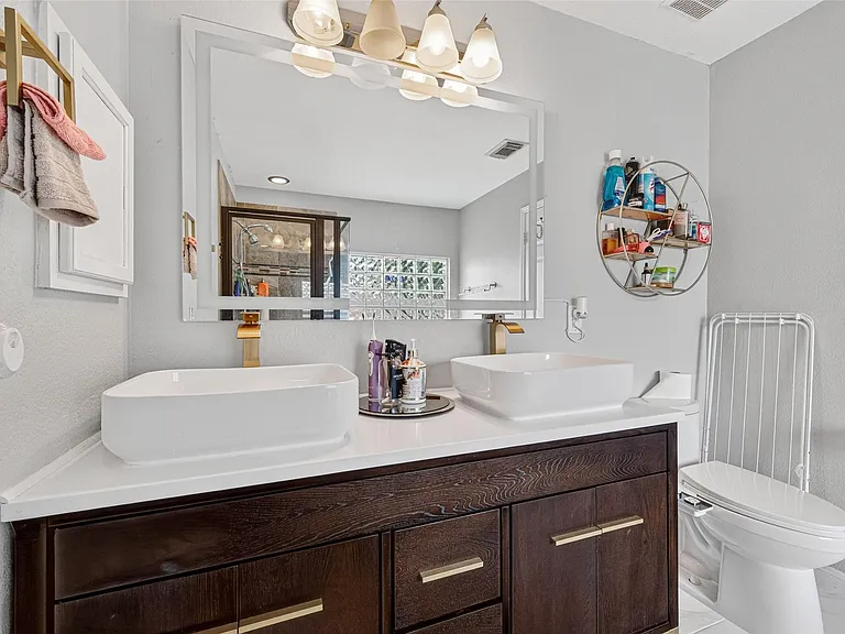21202 Barker Canyon Ln — Photo 33