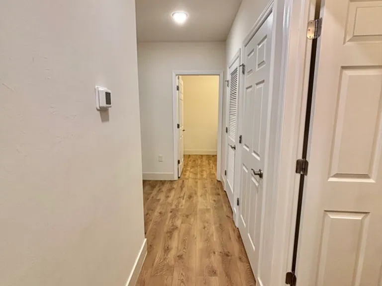 2509 NW 27th Pl — Photo 28