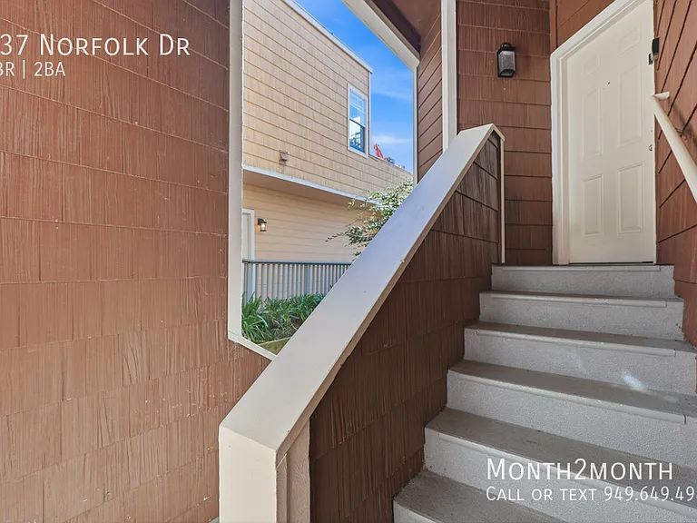437 Norfolk Dr — Photo 36