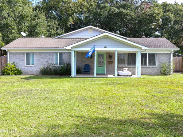910 Williams St, Pascagoula, MS 39567