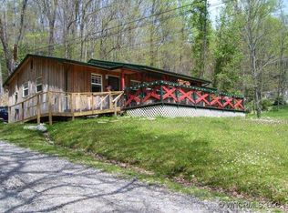 28 & 32 Mull Cove Rd, Maggie Valley, NC 28751