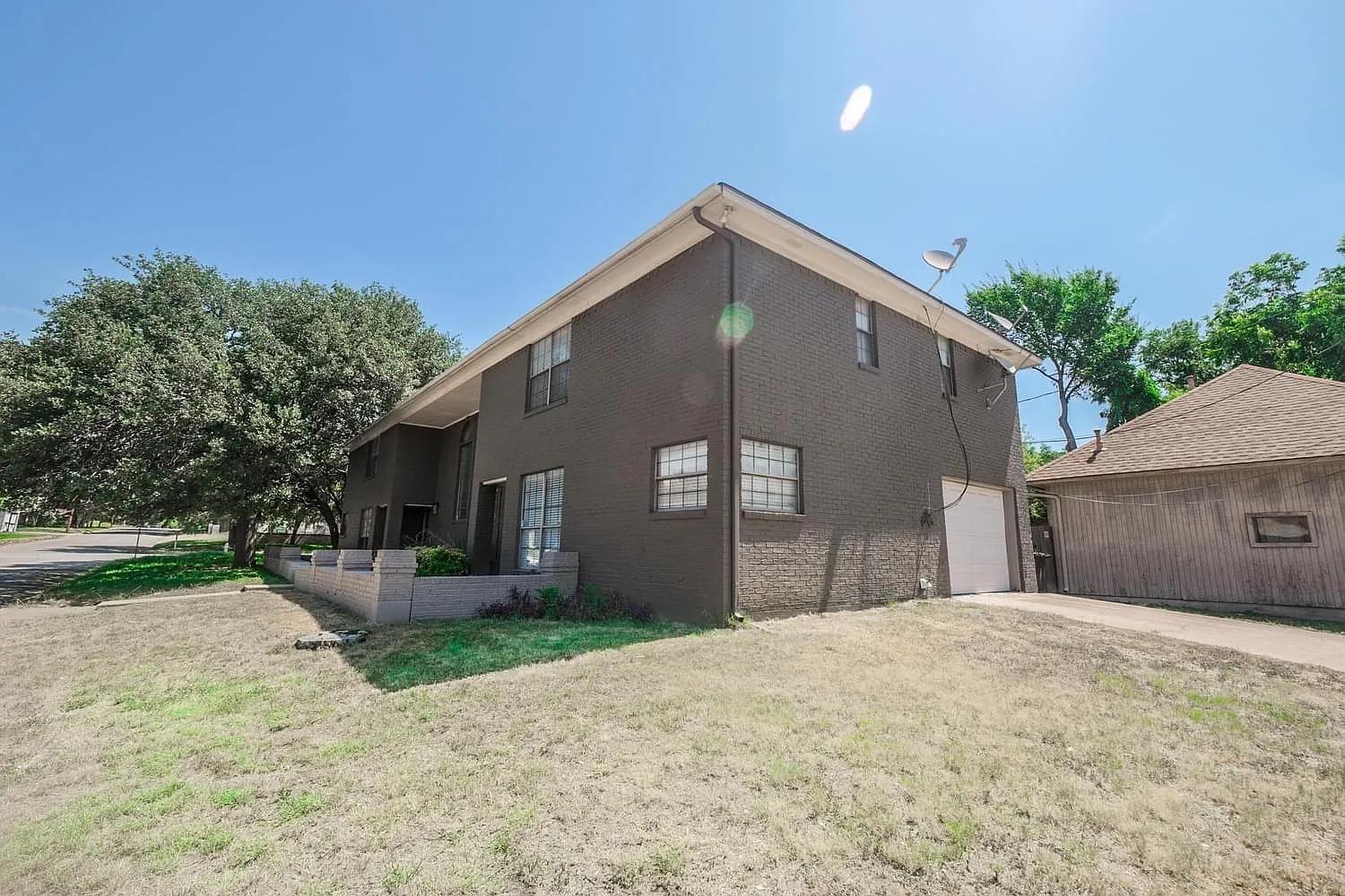 2 bed, 1600 sqft, $2,155 — Photo 3