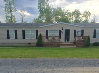 210 Navajo Rd, Craigsville, WV 26205