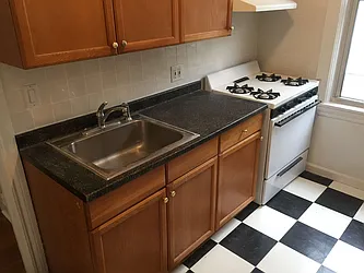 Rented by Metroline Realty