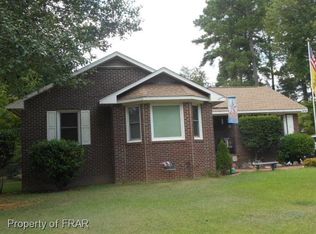 214 S Currie Dr, Sanford, NC 27330