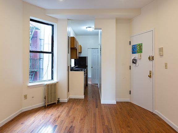 2nd image of 200 Mott St #A18
