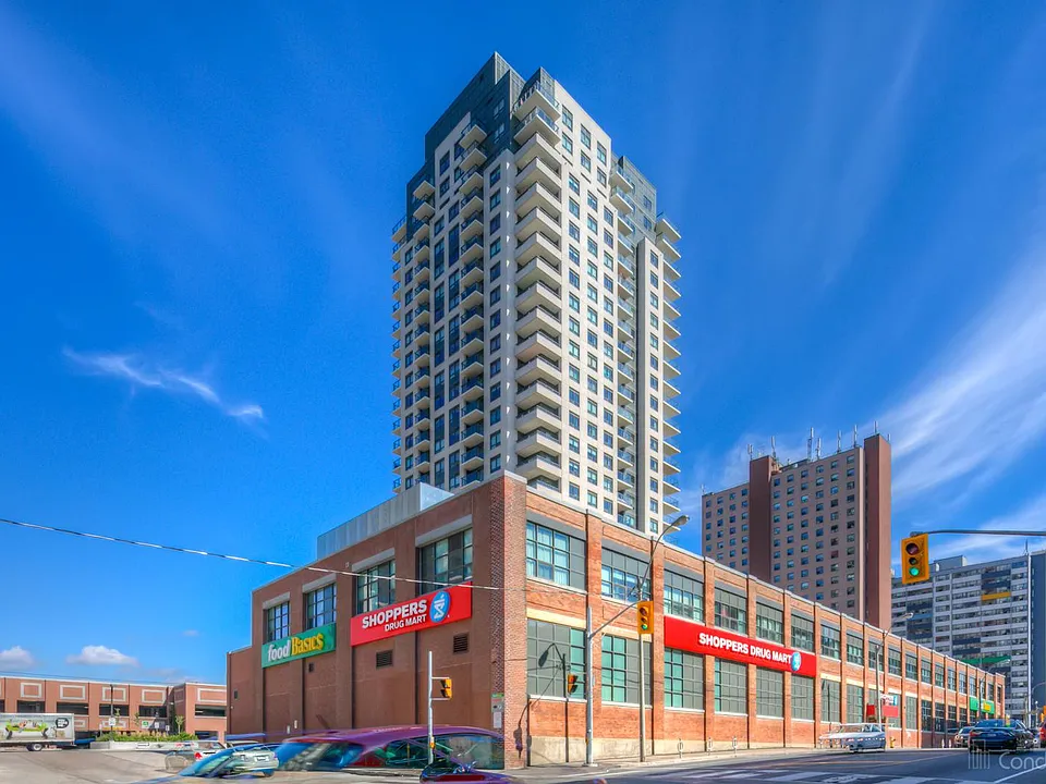 1410 Dupont St