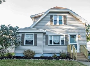 526 Eaton Rd, Rochester, NY 14617