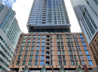 8 Widmer St #3215, Toronto, ON M5V 0W6