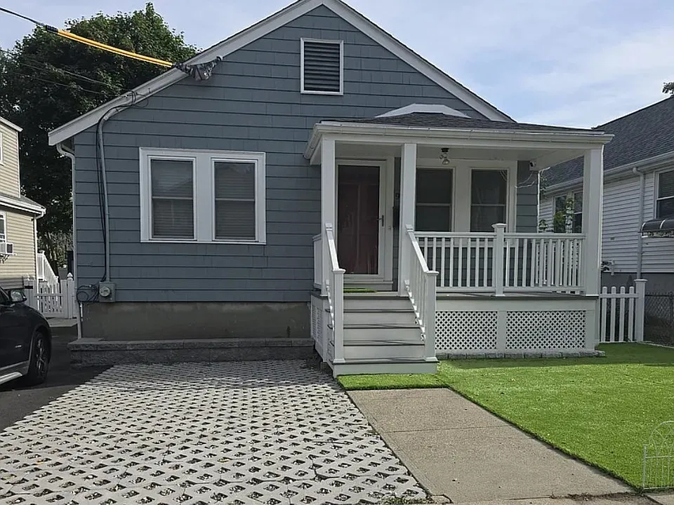 94 Hull St