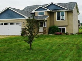 1003 167th St, Hammond, WI 54015